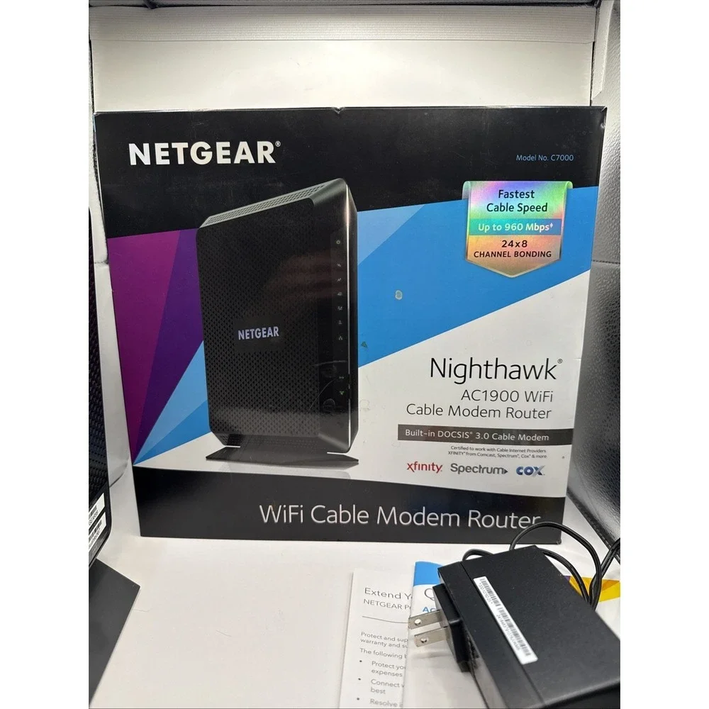 NETGEAR Nighthawk AC1900 WiFi DOCSIS 3.0 Cable Modem Router (C7000) - Picture 7 of 8